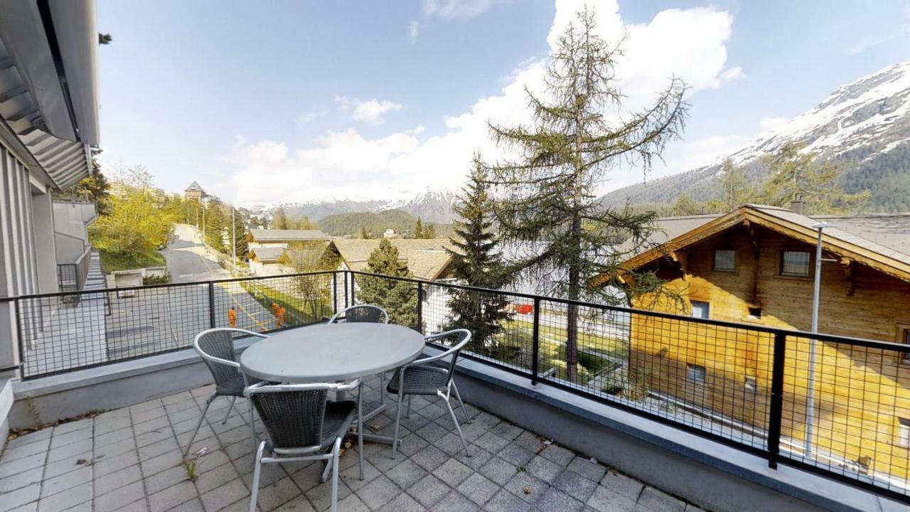 Arona 9 Appartement Sankt Moritz Buitenkant foto